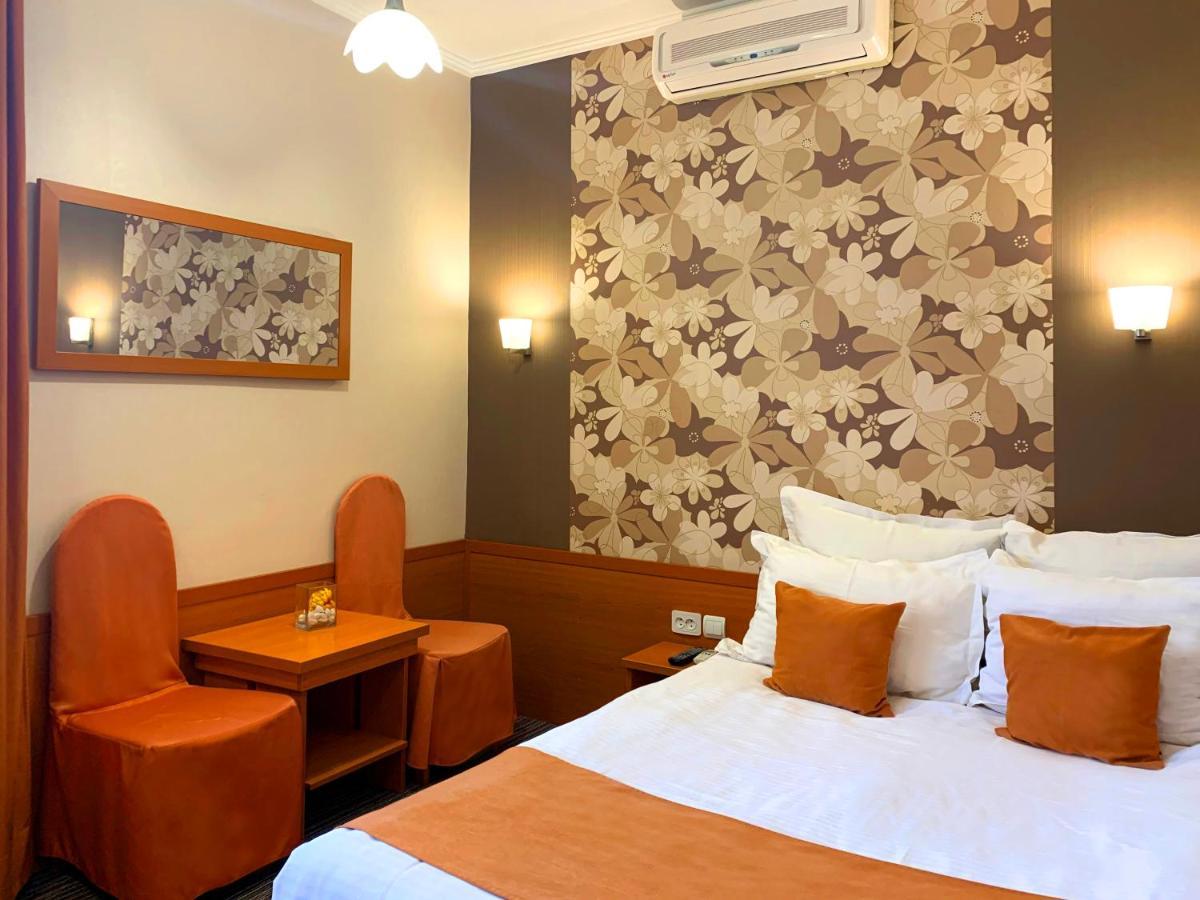 Economy Room In Hotel Eney Leopoli Esterno foto
